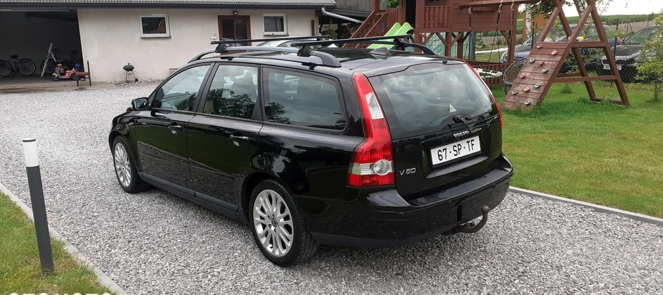 Volvo V50 cena 15900 przebieg: 179000, rok produkcji 2006 z Bełżyce małe 562